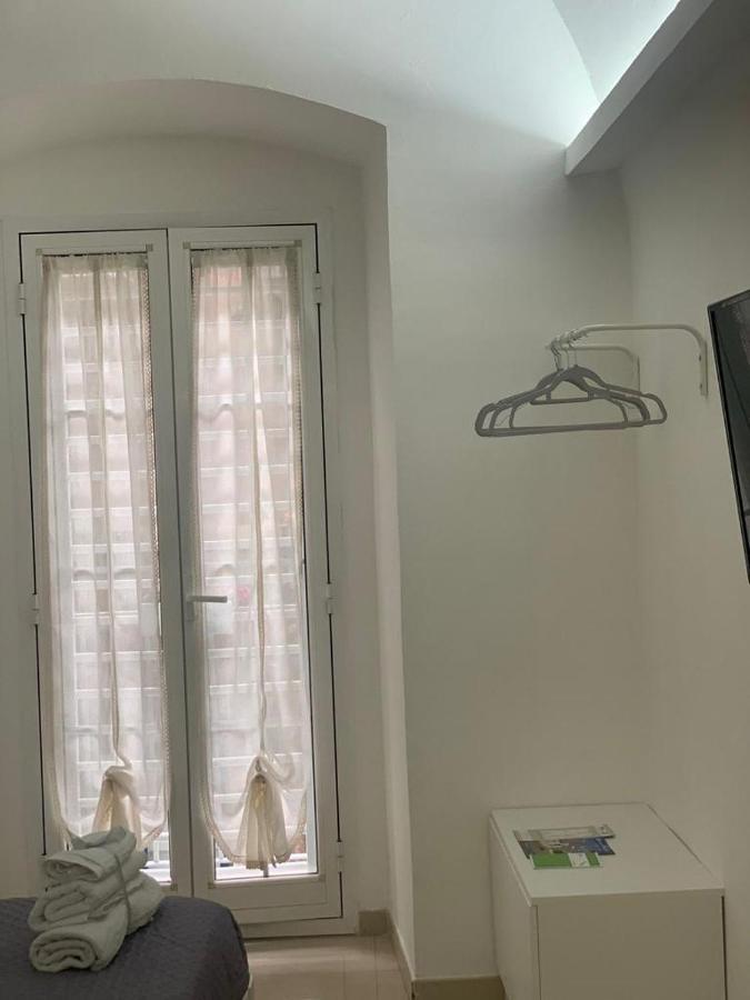 Mameli House Lägenhet Bari Exteriör bild